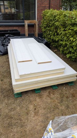 Insulated plasterboard