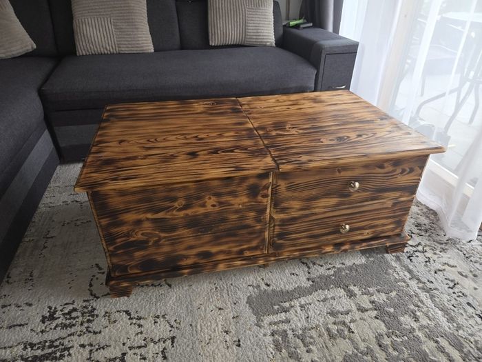 Coffe table with storage