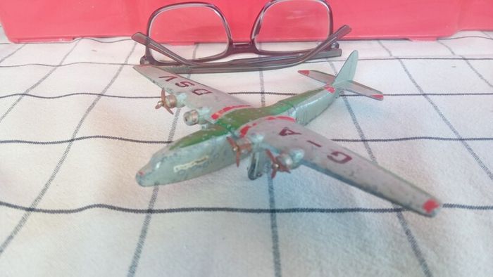 Dinky Armstrong Airliner