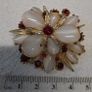 Vintage brooch opalite and garnets Image 2