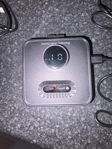 Electric fence collars