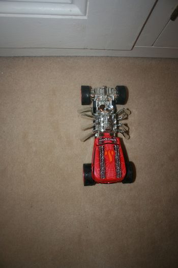 Hot Wheels 9" Monster Action Street Creeper
