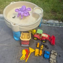 Water table and sandpit toys