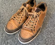 Heavily used Casual Leather Shoes