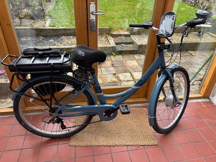 Metis Women Electric Bicycle Excellent Condition