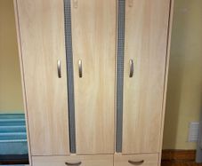 wardrobe and chest of drawers set