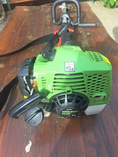 Petrol strimmer