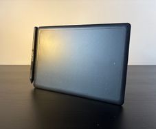 One by Wacom Drawing Tablet (Small)