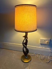 Mid-century retro vintage vine leaf table light with origal shade c1960