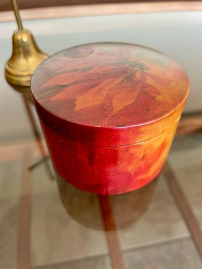 Vintage German Wooden Hand Painted Lacquered Jewellery Trinket Box Ring Box