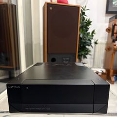 Cyrus PSX-R power supply. Immaculate condition and functioning perfectly. Brushed black paintwork, in exceptional condition. With manual, box and packaging. Please see my other advertisements for Cyrus separates.