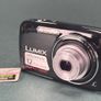 Panasonic Lumix DMC-S1 12.1 Mega Pixels Black Image 3