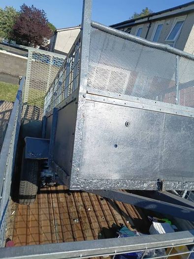 Car trailer