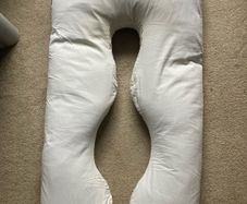Maternity pillow