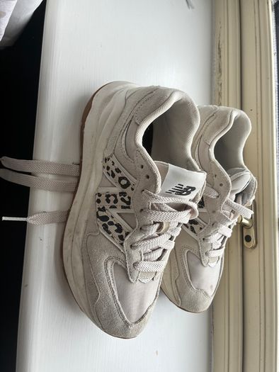New Balance 5740 beige & leopard print trainers