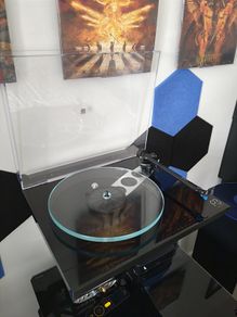 Rega Planar 3 turntable