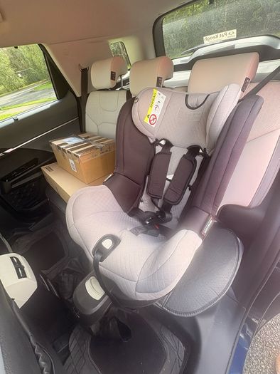 Child Car Seat - Like New