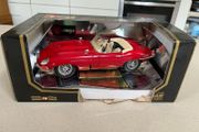 Jaguar E-Type 1/18 Burago
