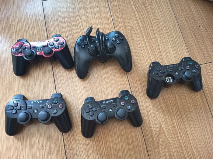 Ps3 slim with over 20  games
