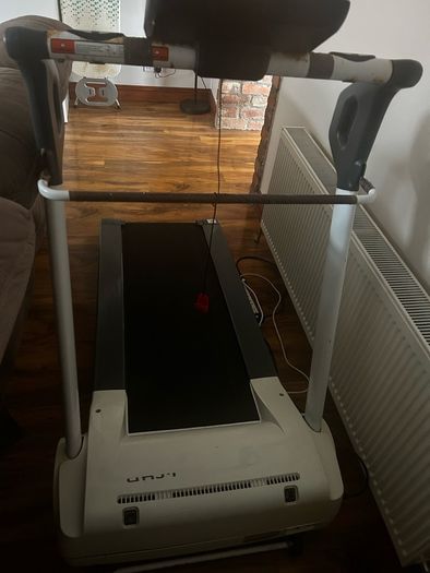 Running machine