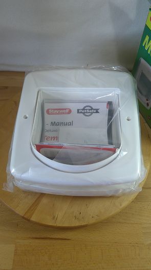PetSafe Staywell Deluxe 4-Way Locking Cat Flap White Manual 300 Series New Boxed