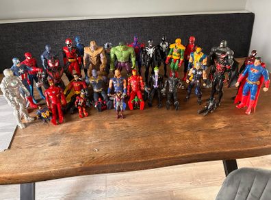 Marvel & DC figures