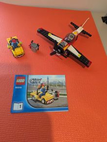 Lego 60019 Stunt plane and ground crew