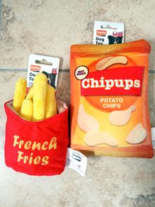 Set of Two Squeaky Cracking Dog Toys by Karlie - French Fries + Potato Chips NEW
