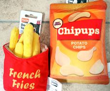 Set of Two Squeaky Cracking Dog Toys by Karlie - French Fries + Potato Chips NEW