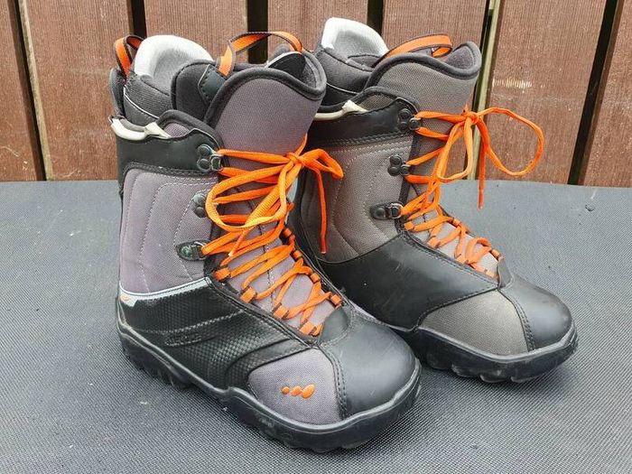 Wedze snowboard boot