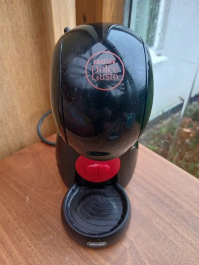 Nescafe Coffee Maker with Coffee Pods included - Only 30