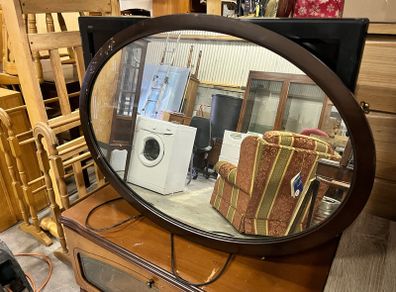 Oval Mirror