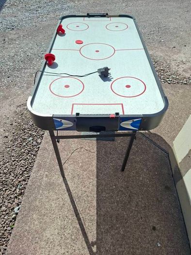 air hockey table