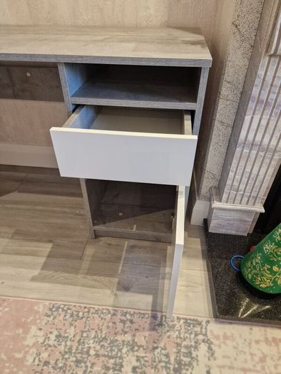 computer desk
