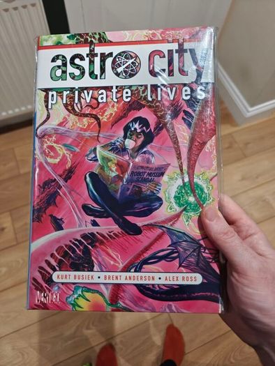 Astro City Volume 11: Private Lives