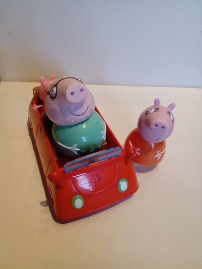 Peppa Pig Car and Figures 2003