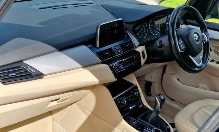 BMW 218d 2 Series - 7 seat