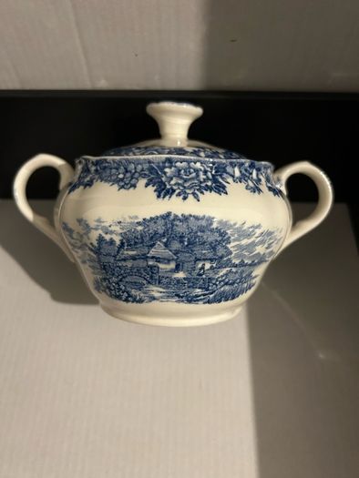 sugar bowl