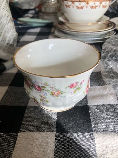 Queens Rosamund Sugar Bowl Rosina China  Co Ltd Vintage