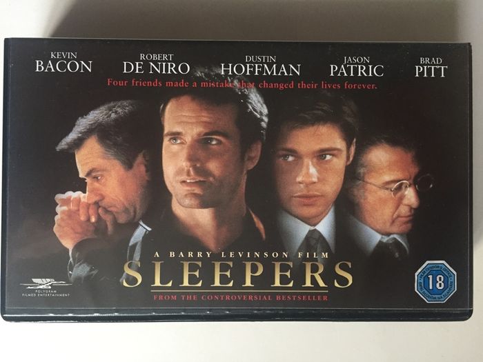 Sleepers [1996] Kevin Bacon, Jason Patric, Brad Pitt, Robert De Niro, Dustin Hoffman(VHS Movie)