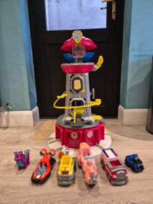 Paw Patrol Tower and vehicles