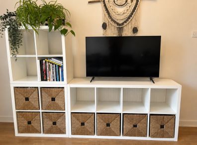 IKEA KALLAX Shelving Units with 8 KNIPSA Seagrass Baskets