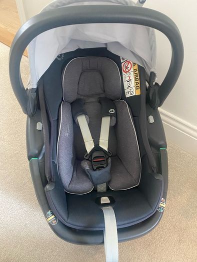 Maxi Cosi Coral Car seat and isofix. READY TO USE