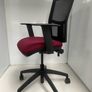 Red office chairs Image 2