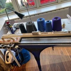 knitting machine