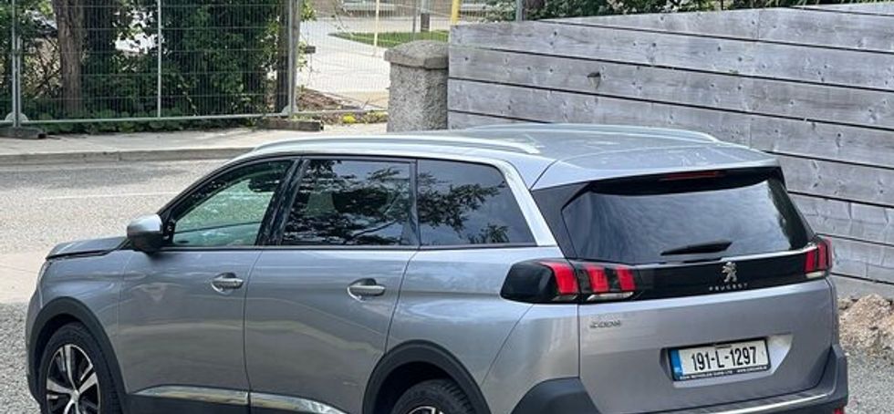 Peugeot 5008 (New engine just fitted)