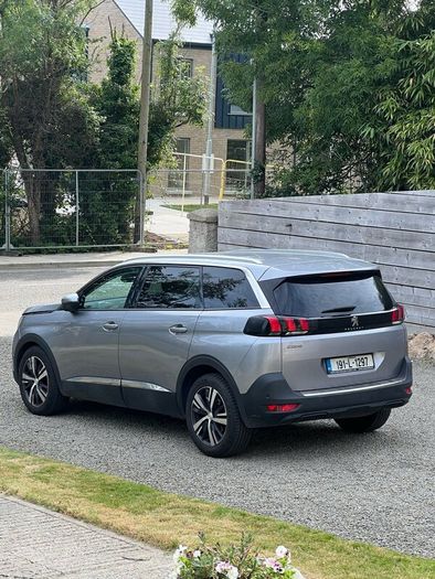 Peugeot 5008 (New engine just fitted)