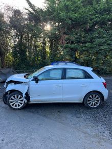 Breaking audi a1 2013 1.4 tfsi caxa nbv ls9r