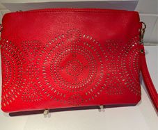 R Stunning Vibrant Red 3-in-1 Clutch Wristlet & Crossbody Bag