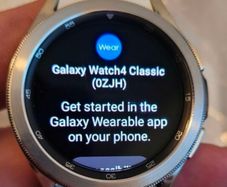 Samsung Watch 4 Classic Excellent Condition 2/Straps